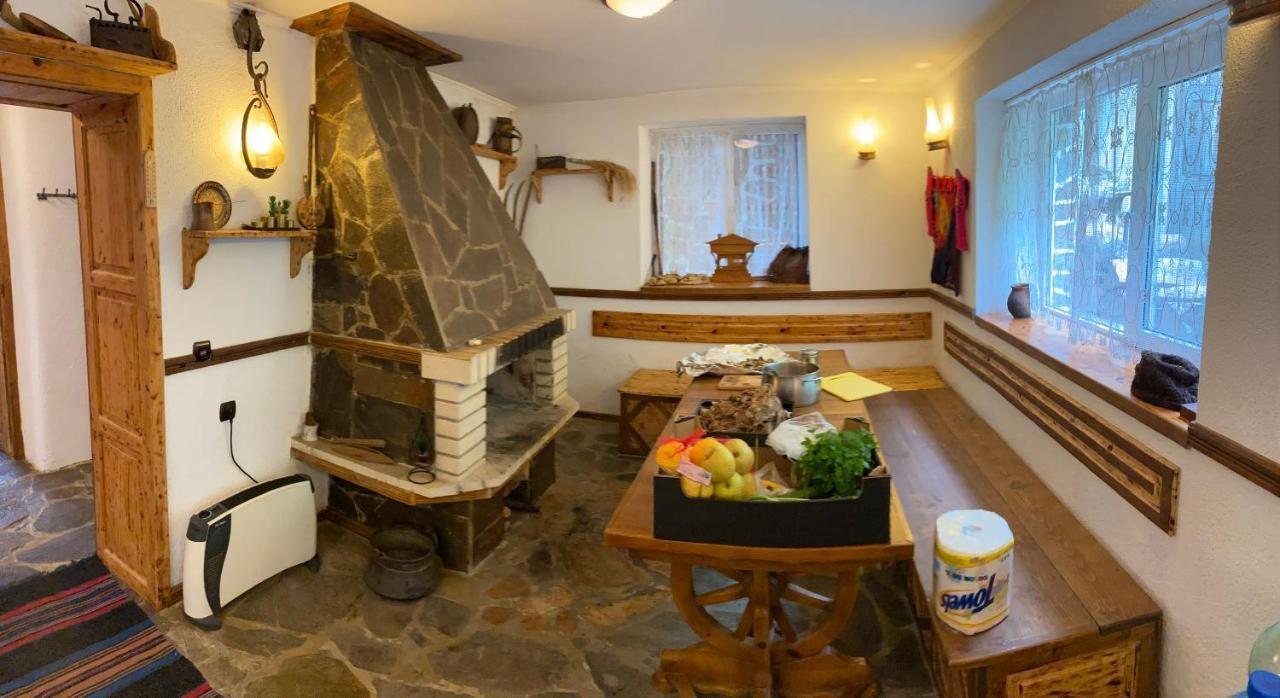 Отель Къща Дьовлень/House Dyovlen Девин Экстерьер фото